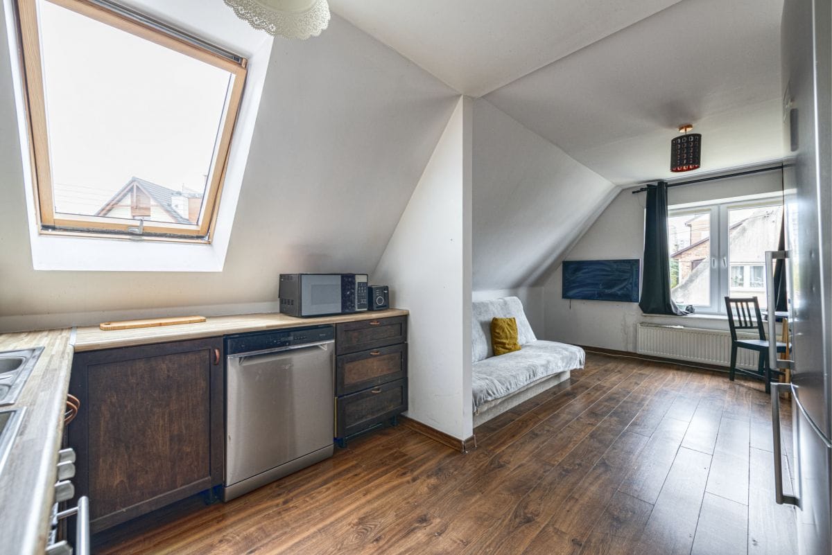 Dom 6 pokojowe na Sprzedaż