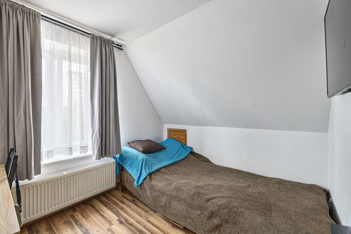 Dom 6 pokojowe na Sprzedaż