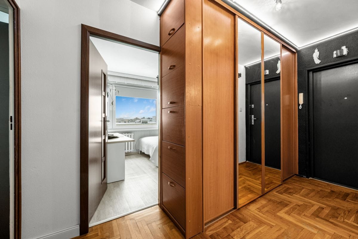 Mieszkanie 3 pokojowe na Sprzedaż