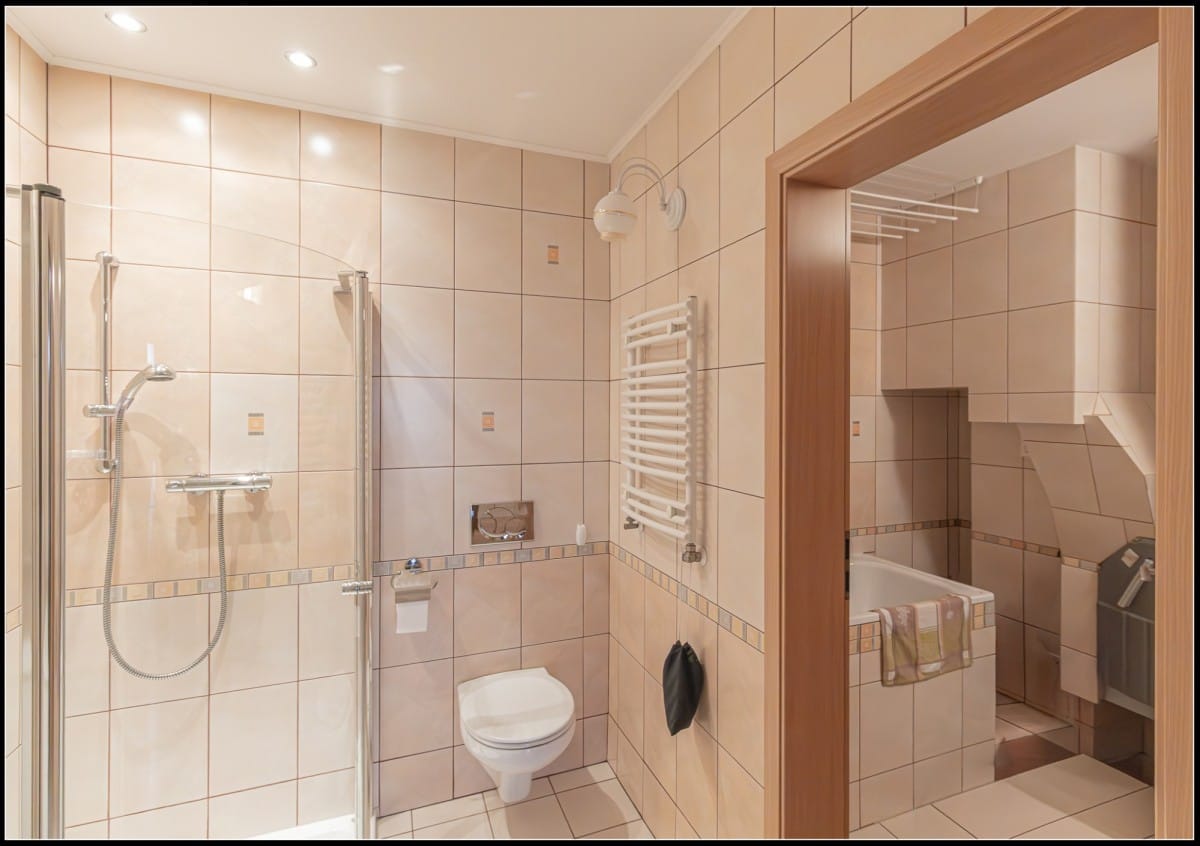 Dom 6 pokojowe na Sprzedaż