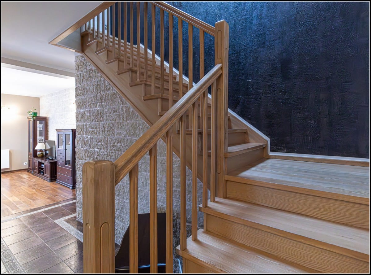 Dom 6 pokojowe na Sprzedaż