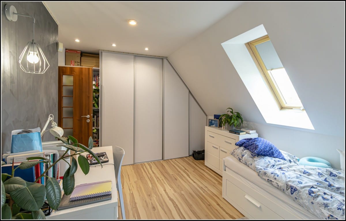 Dom 6 pokojowe na Sprzedaż