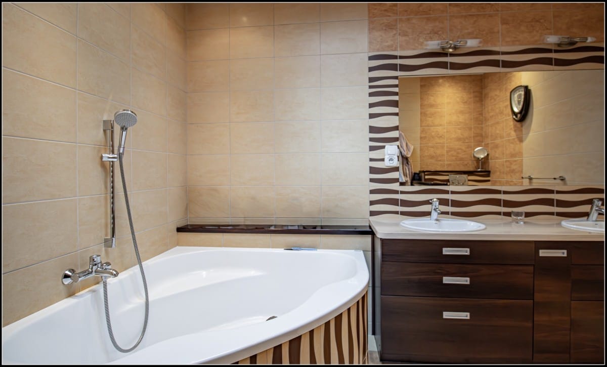 Dom 6 pokojowe na Sprzedaż