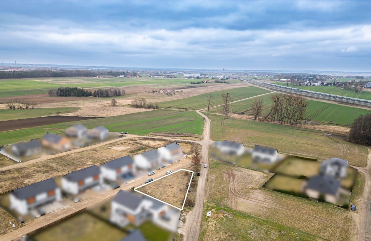 Działka  pokojowe na Sprzedaż