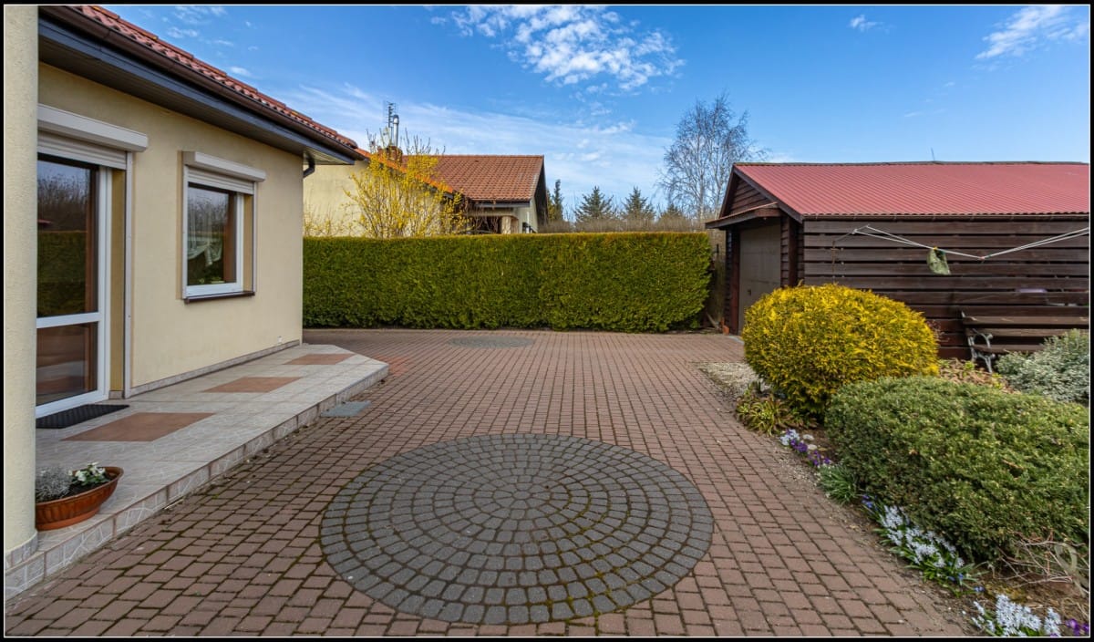 Dom 4 pokojowe na Sprzedaż