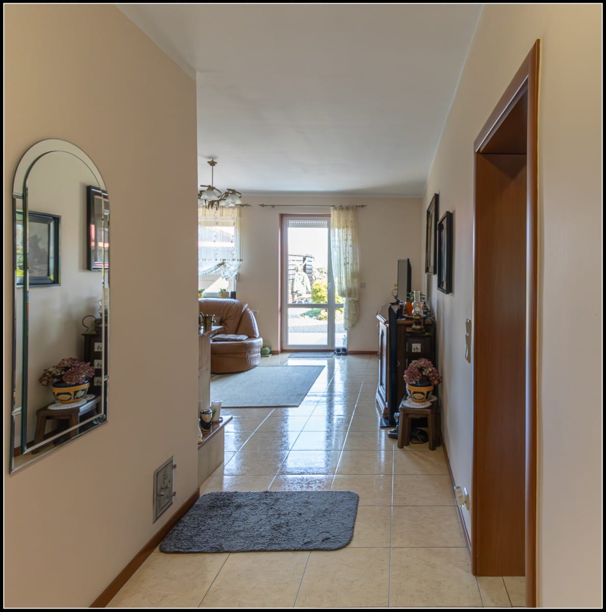 Dom 4 pokojowe na Sprzedaż