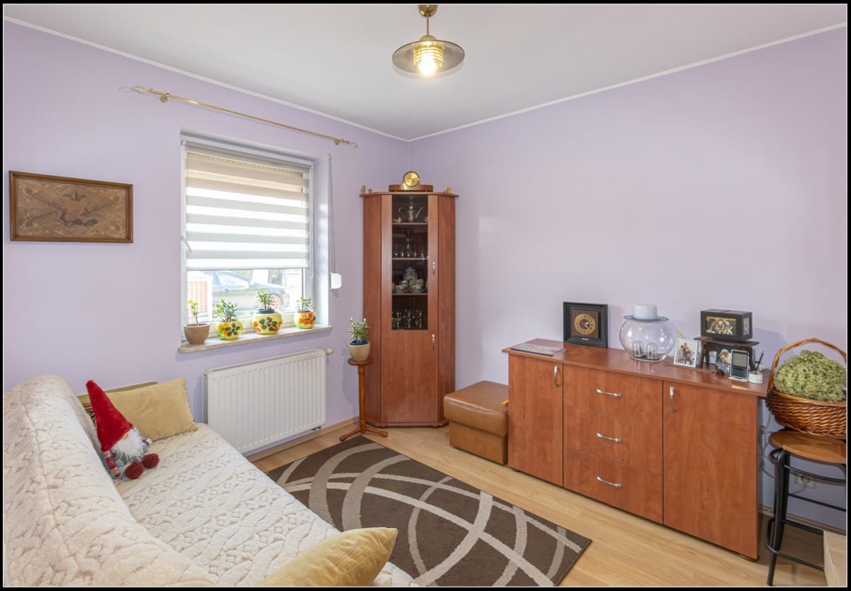 Dom 4 pokojowe na Sprzedaż