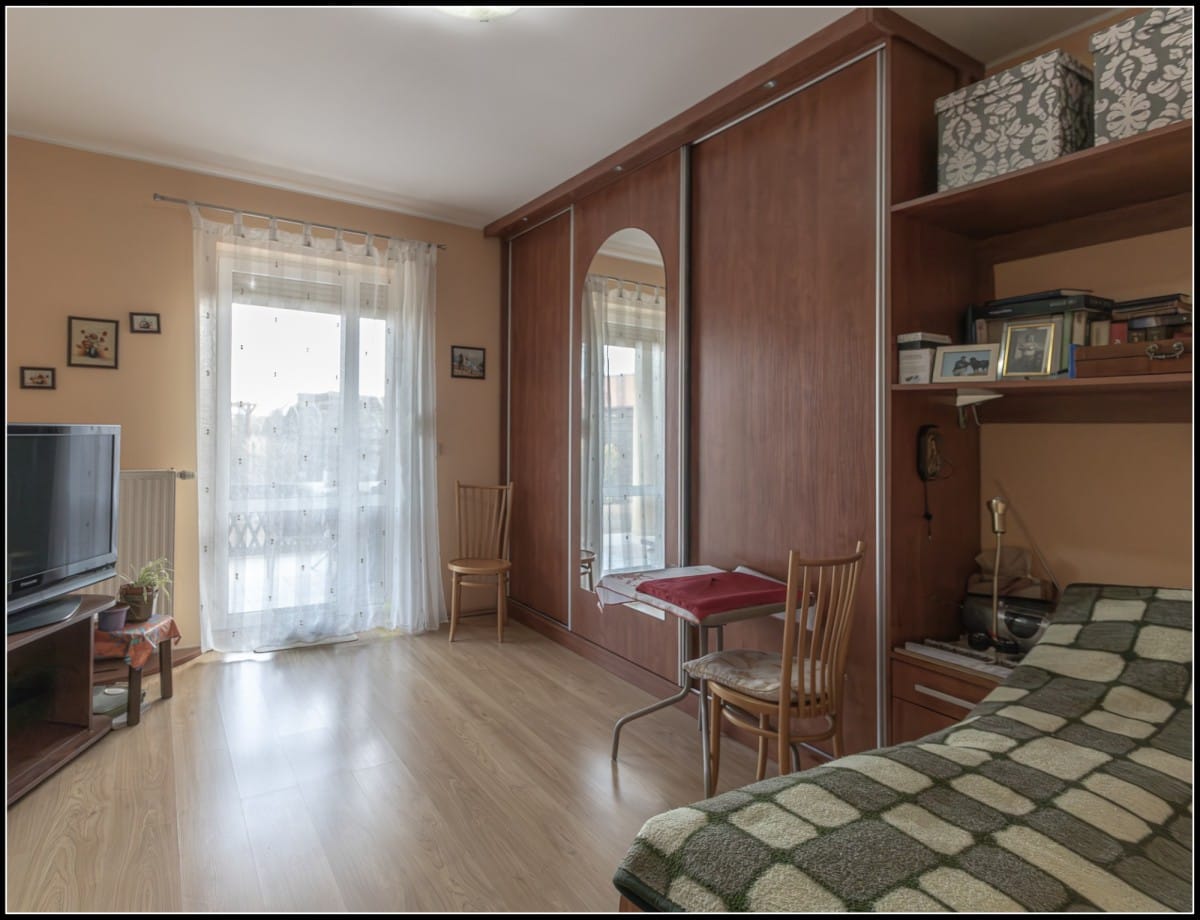 Dom 4 pokojowe na Sprzedaż