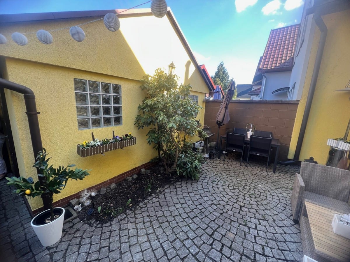 Dom 6 pokojowe na Sprzedaż