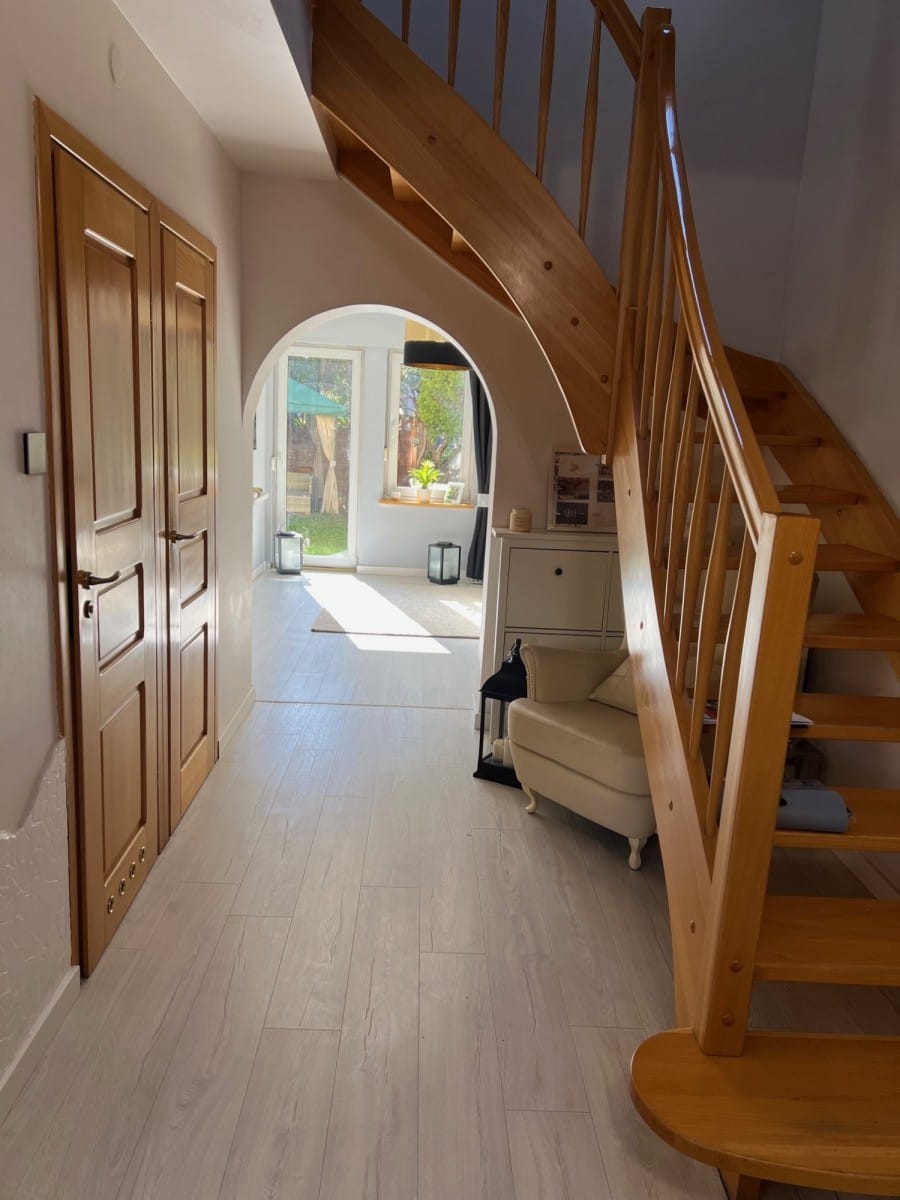 Dom 6 pokojowe na Sprzedaż