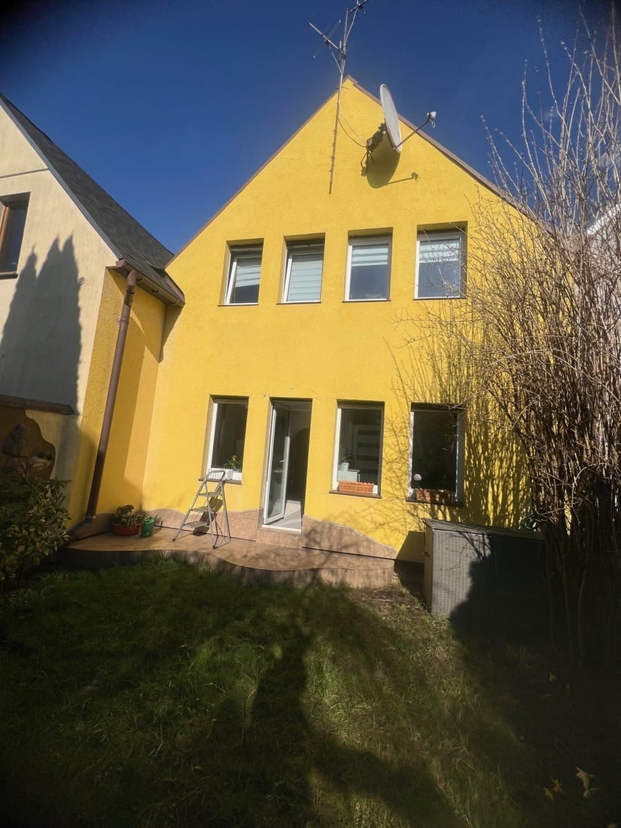 Dom 6 pokojowe na Sprzedaż