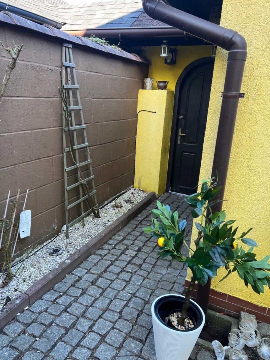 Dom 6 pokojowe na Sprzedaż