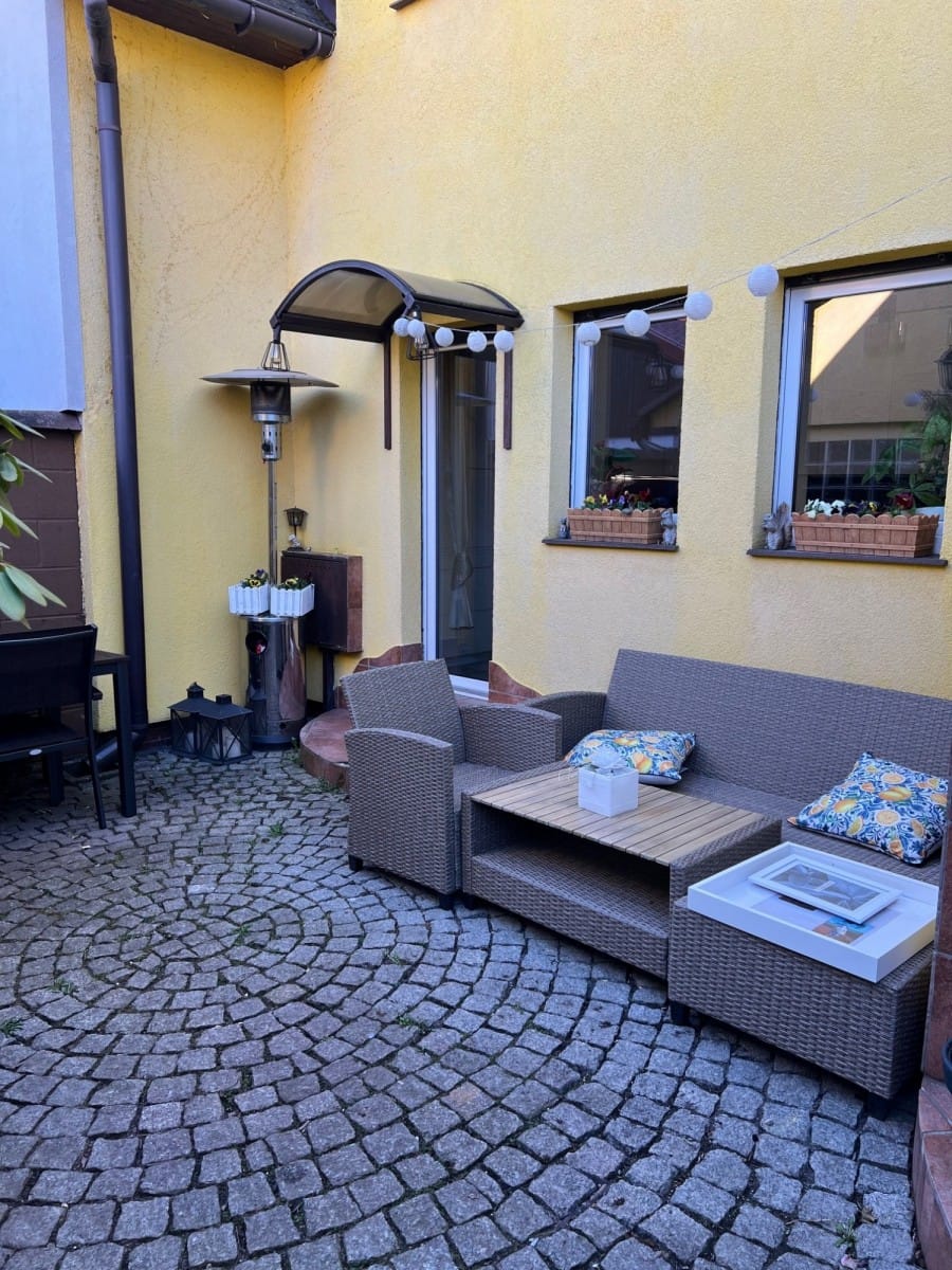 Dom 6 pokojowe na Sprzedaż