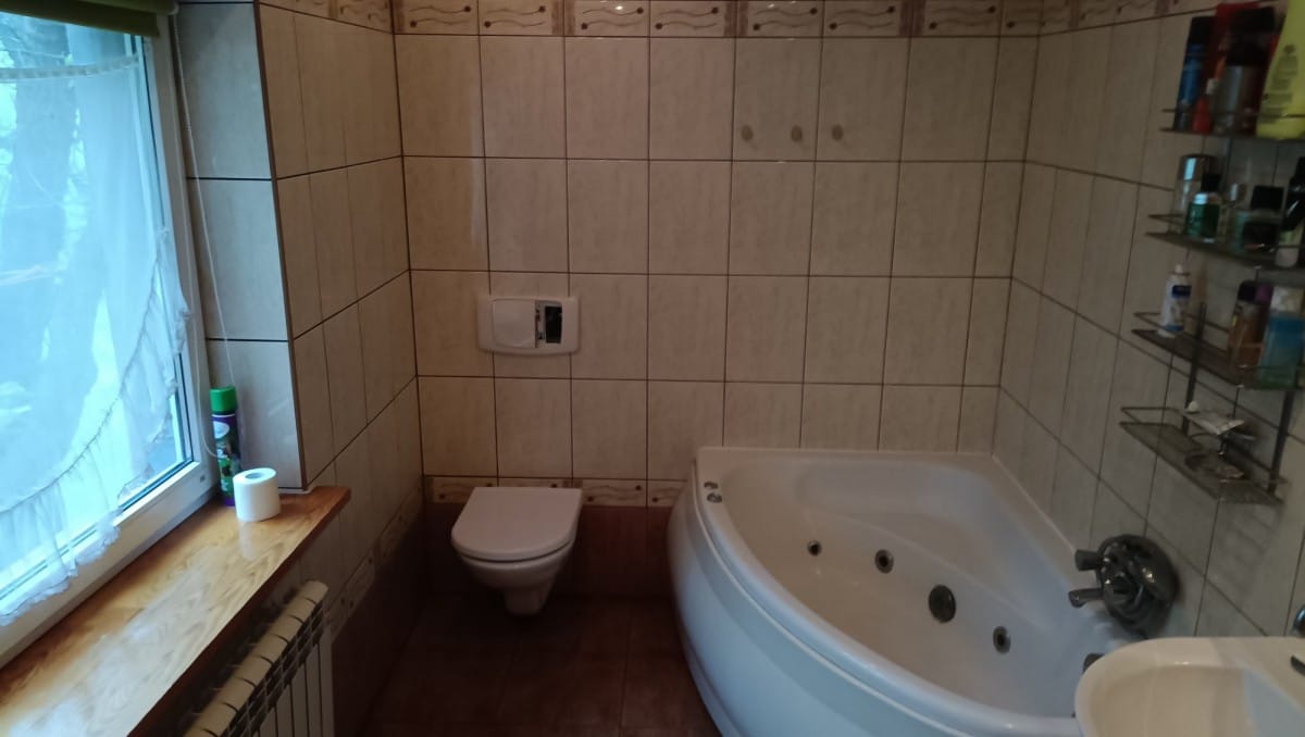 Dom 5 pokojowe na Sprzedaż