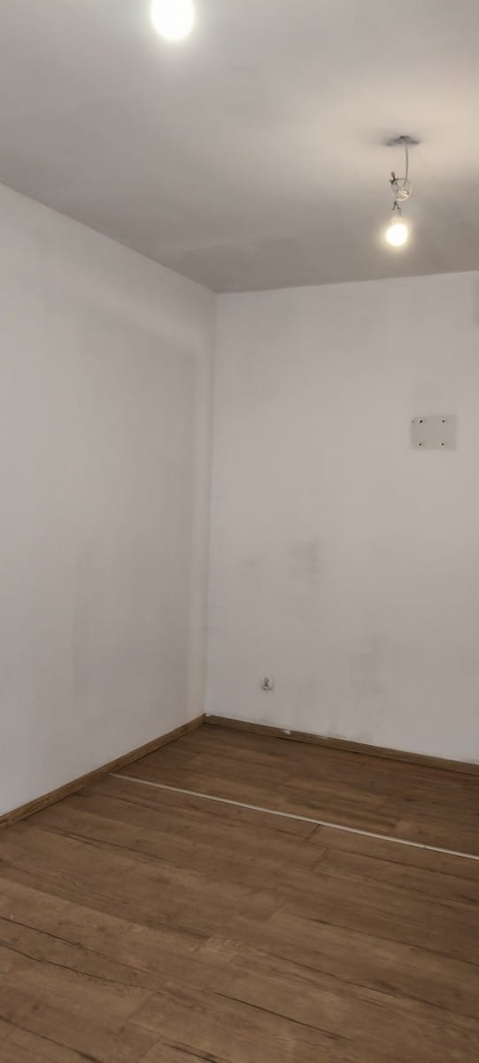 Lokal użytkowy  pokojowe na Sprzedaż