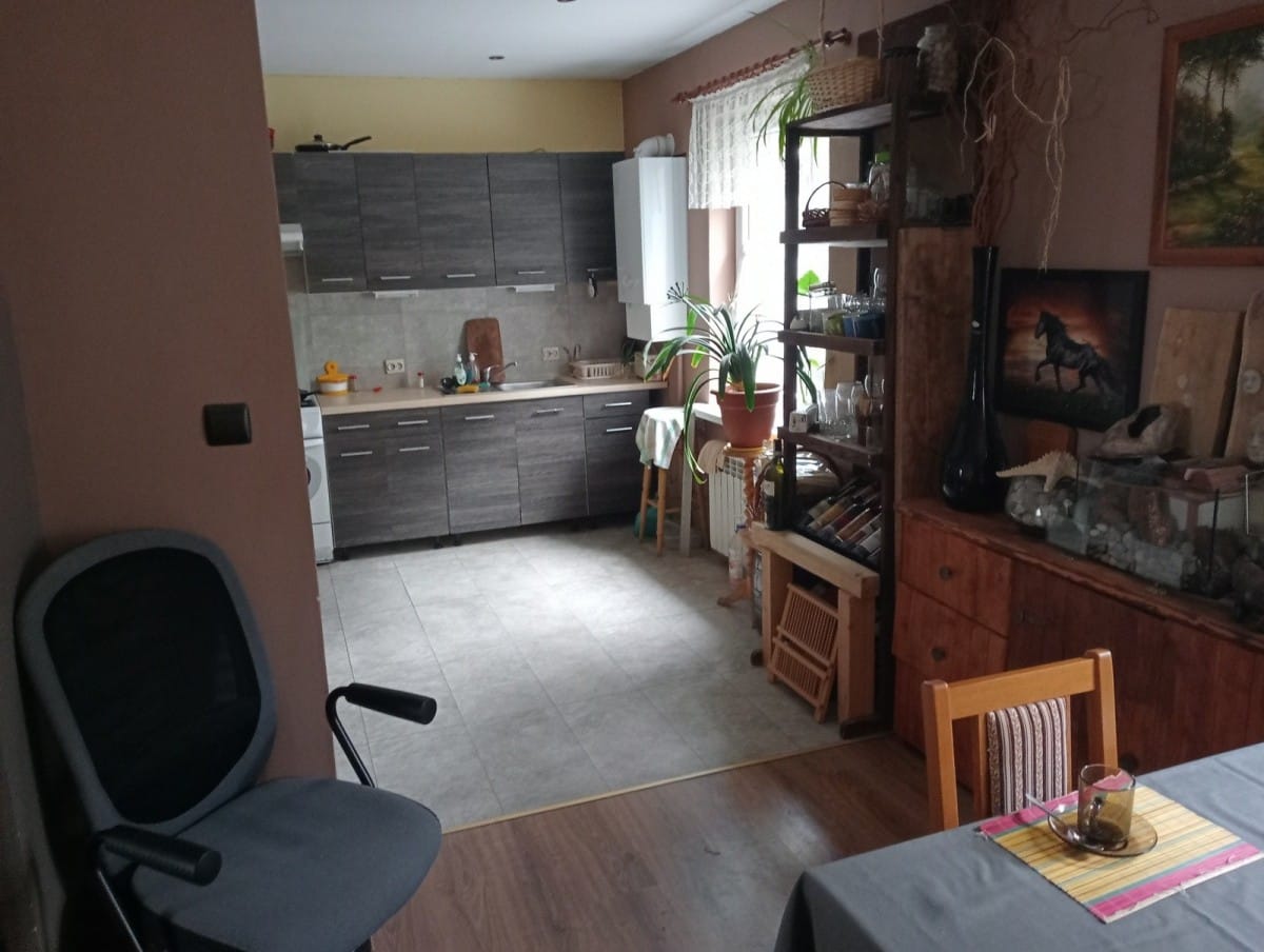 Dom 5 pokojowe na Sprzedaż