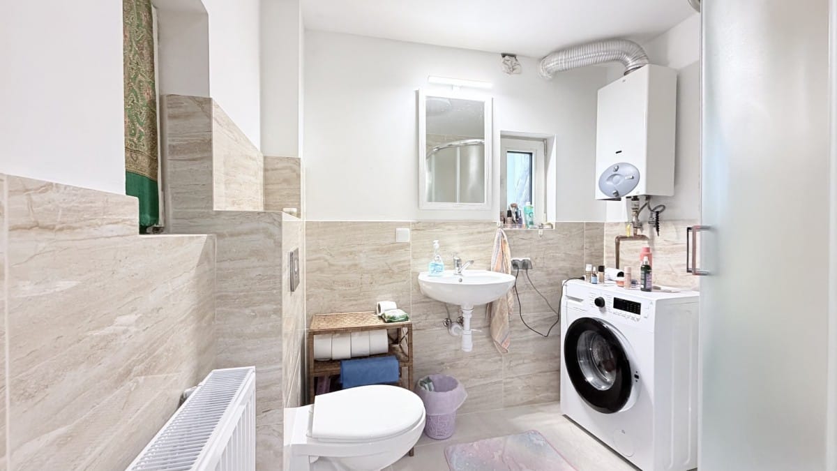 Dom 6 pokojowe na Sprzedaż