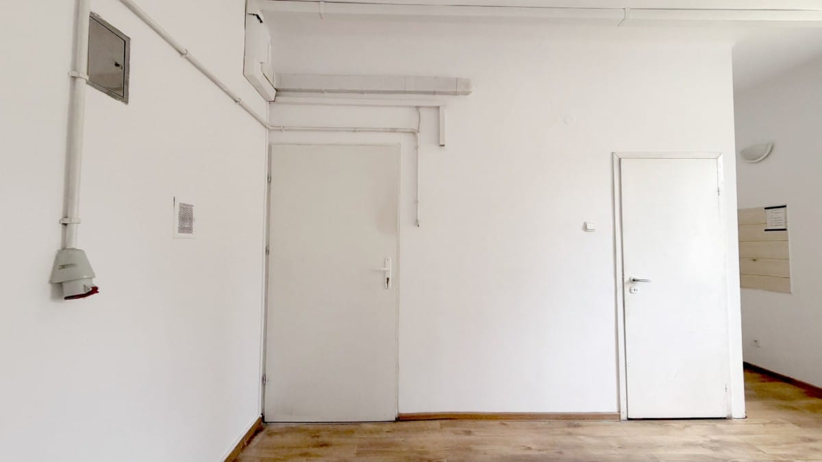 Lokal użytkowy  pokojowe na Sprzedaż