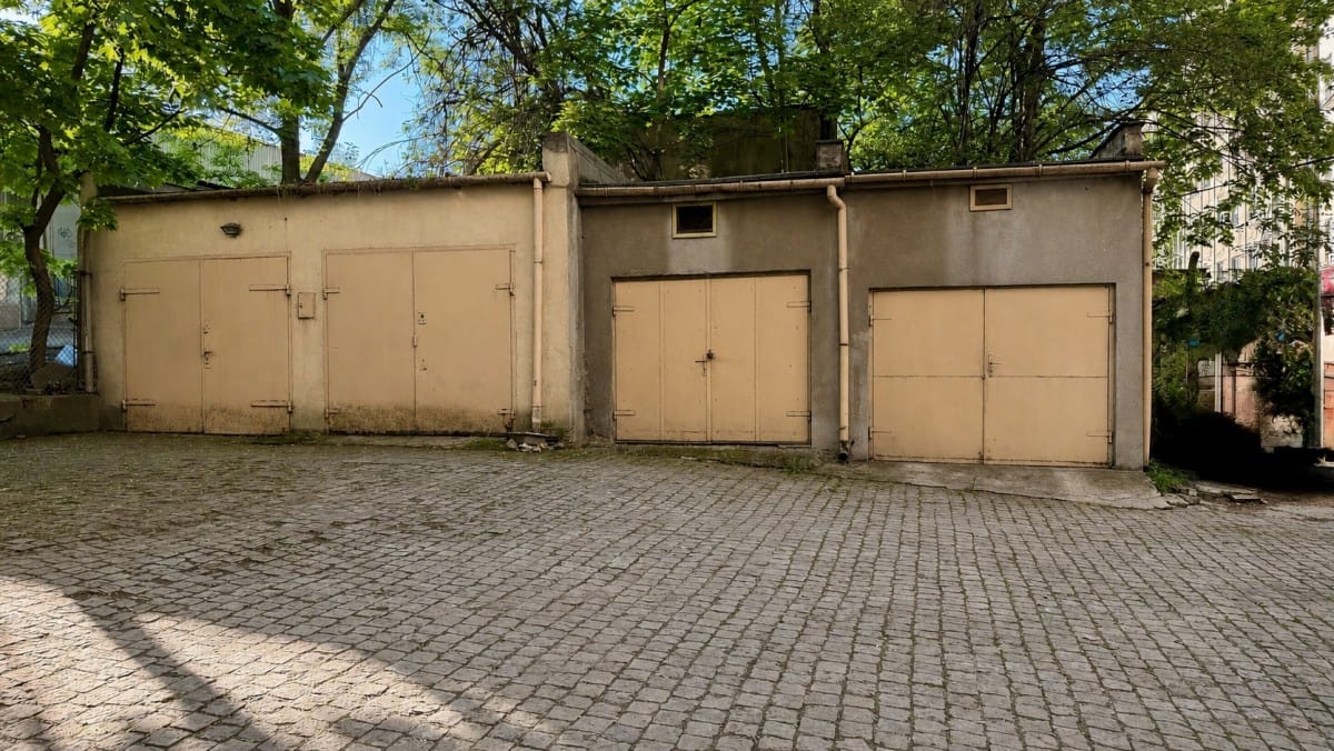 Lokal użytkowy  pokojowe na Sprzedaż