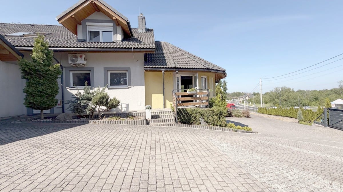 Lokal użytkowy  pokojowe na Wynajem