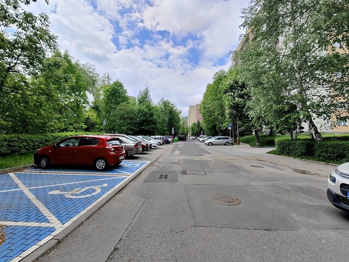 Mieszkanie 3 pokojowe na Sprzedaż