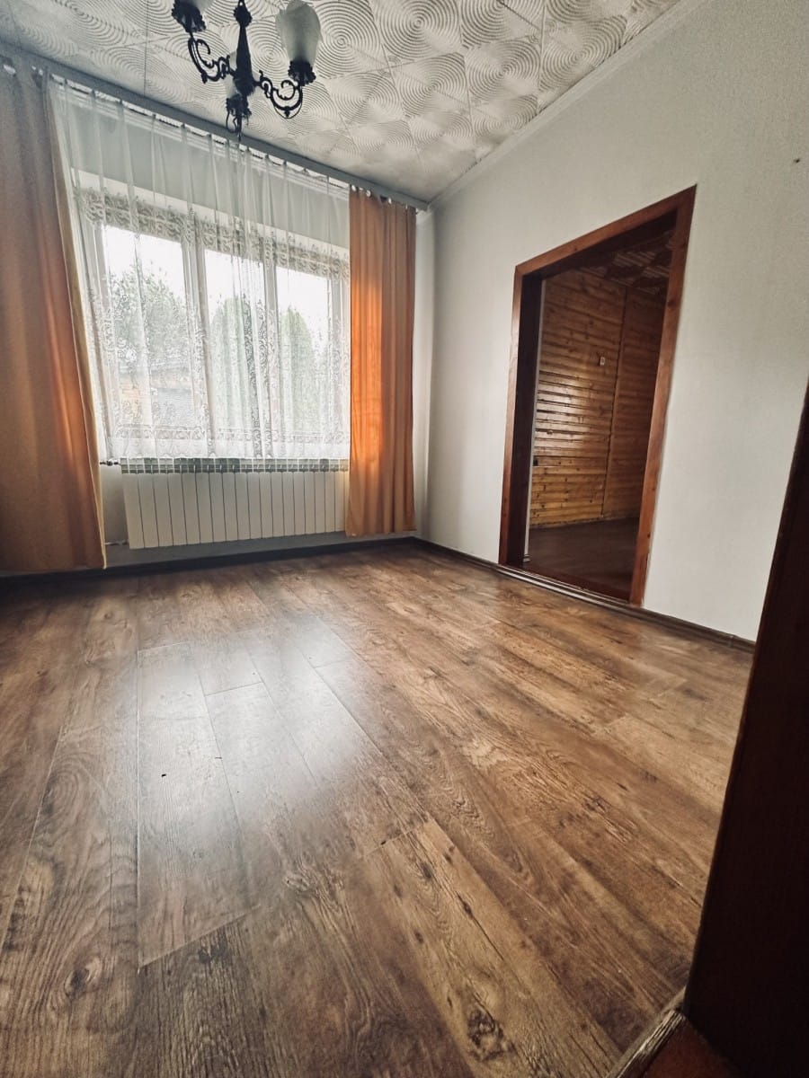 Dom 4 pokojowe na Sprzedaż