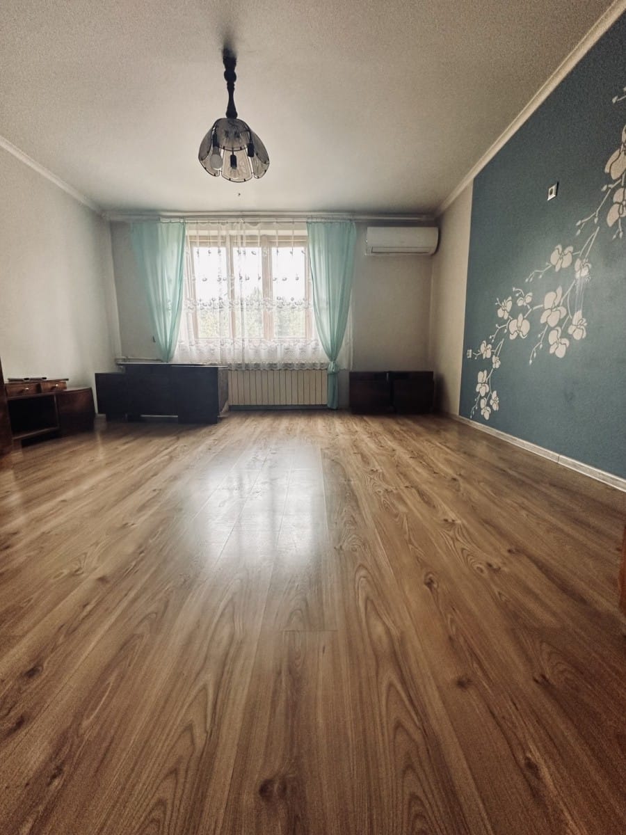 Dom 4 pokojowe na Sprzedaż