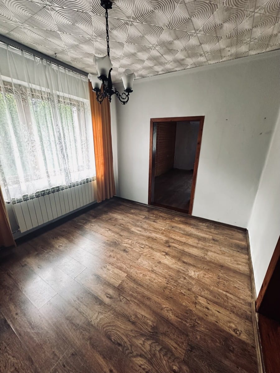Dom 4 pokojowe na Sprzedaż