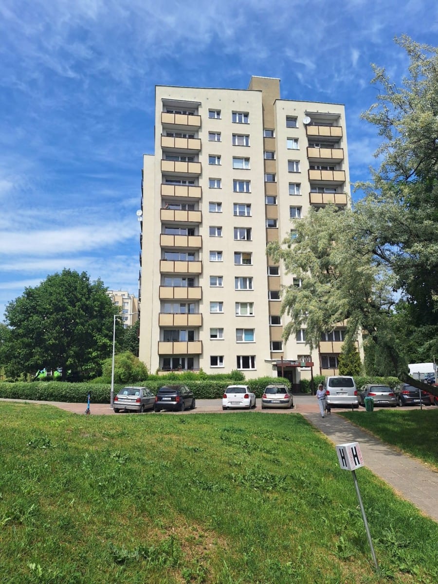 Mieszkanie 3 pokojowe na Sprzedaż