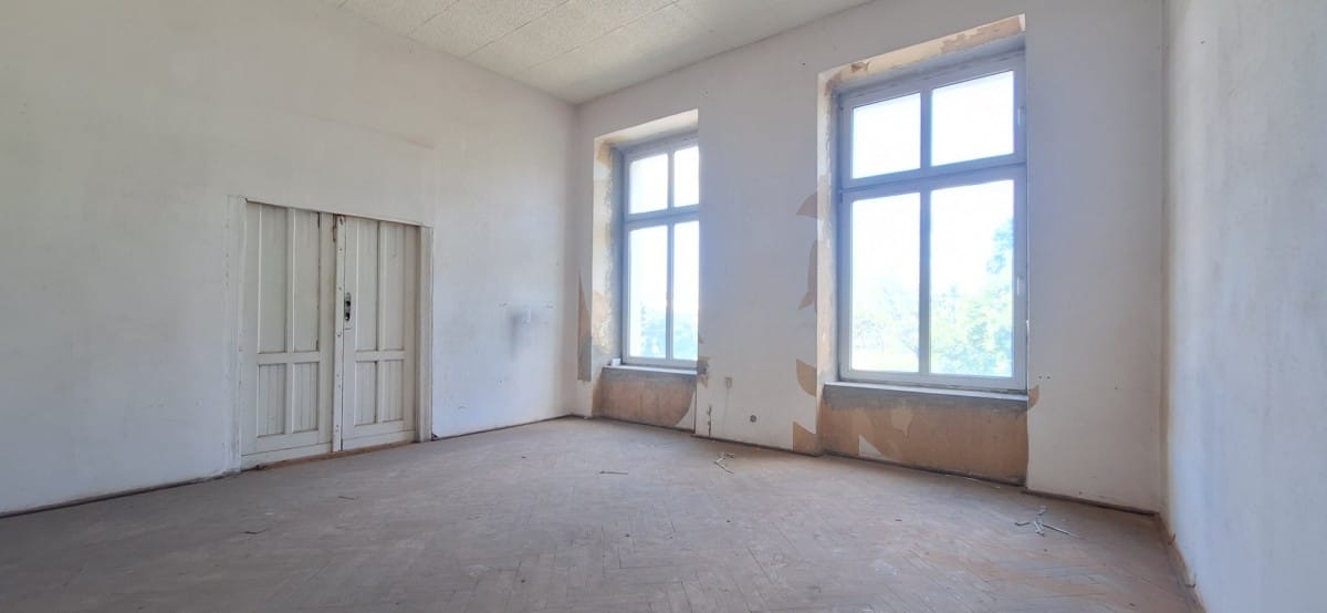 Dom  pokojowe na Sprzedaż