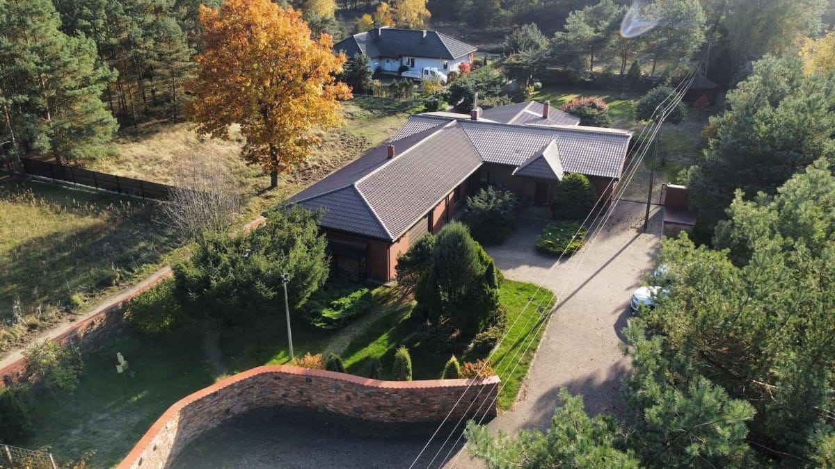 Dom 6 pokojowe na Sprzedaż