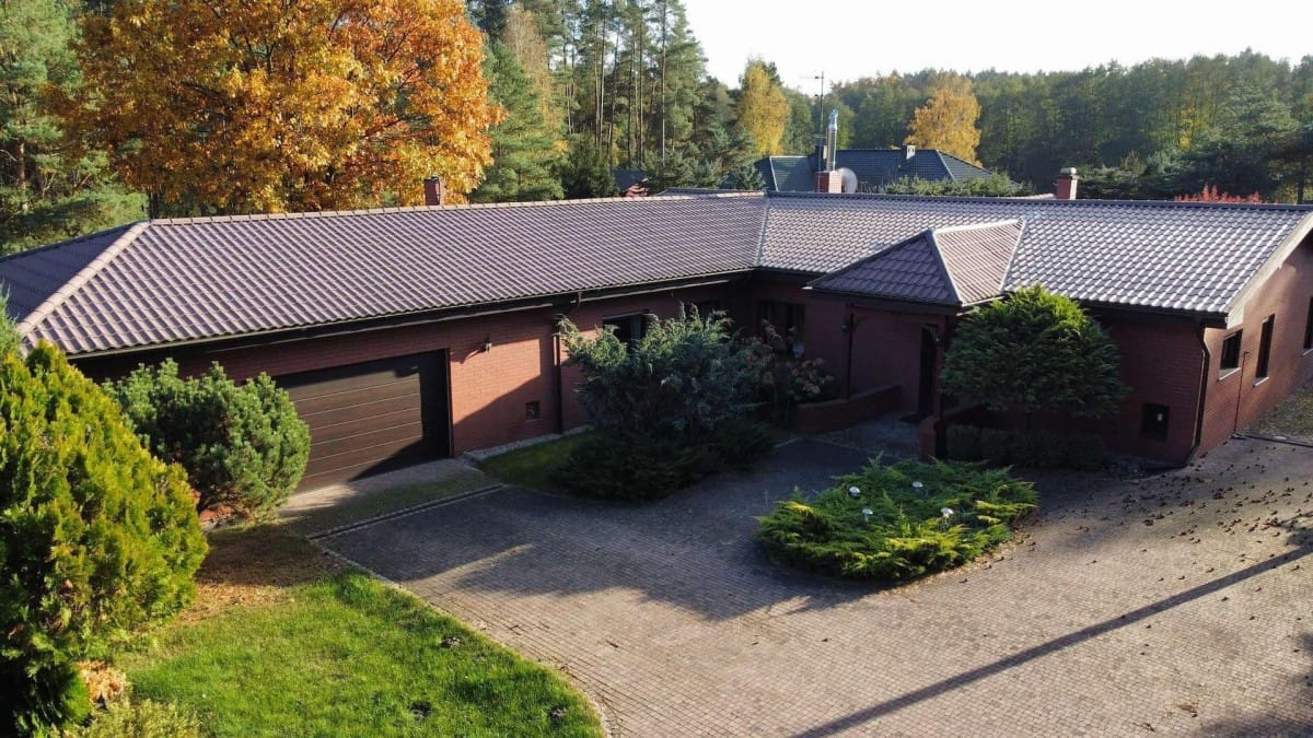 Dom 6 pokojowe na Sprzedaż