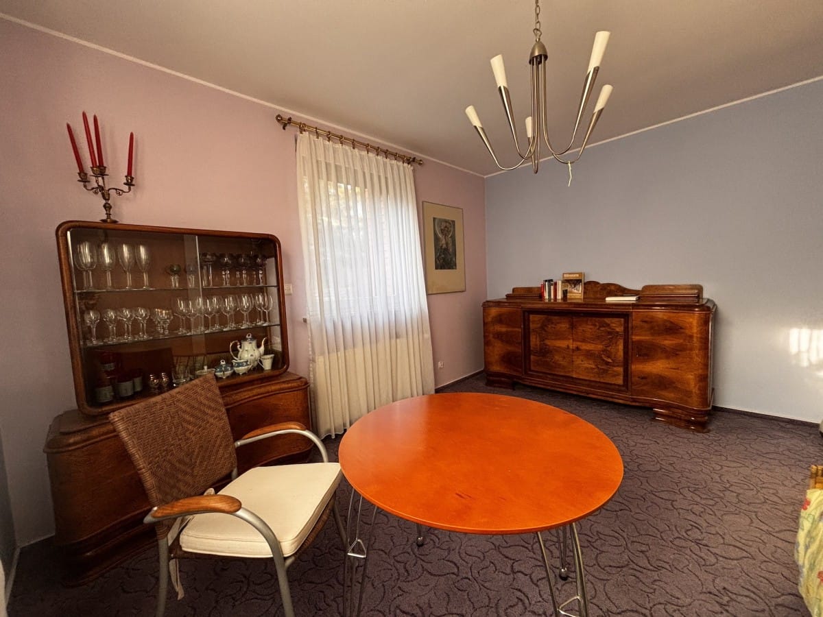 Dom 6 pokojowe na Sprzedaż