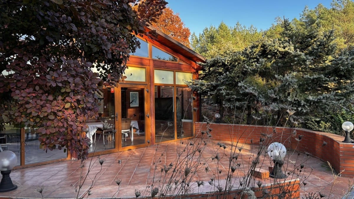 Dom 6 pokojowe na Sprzedaż