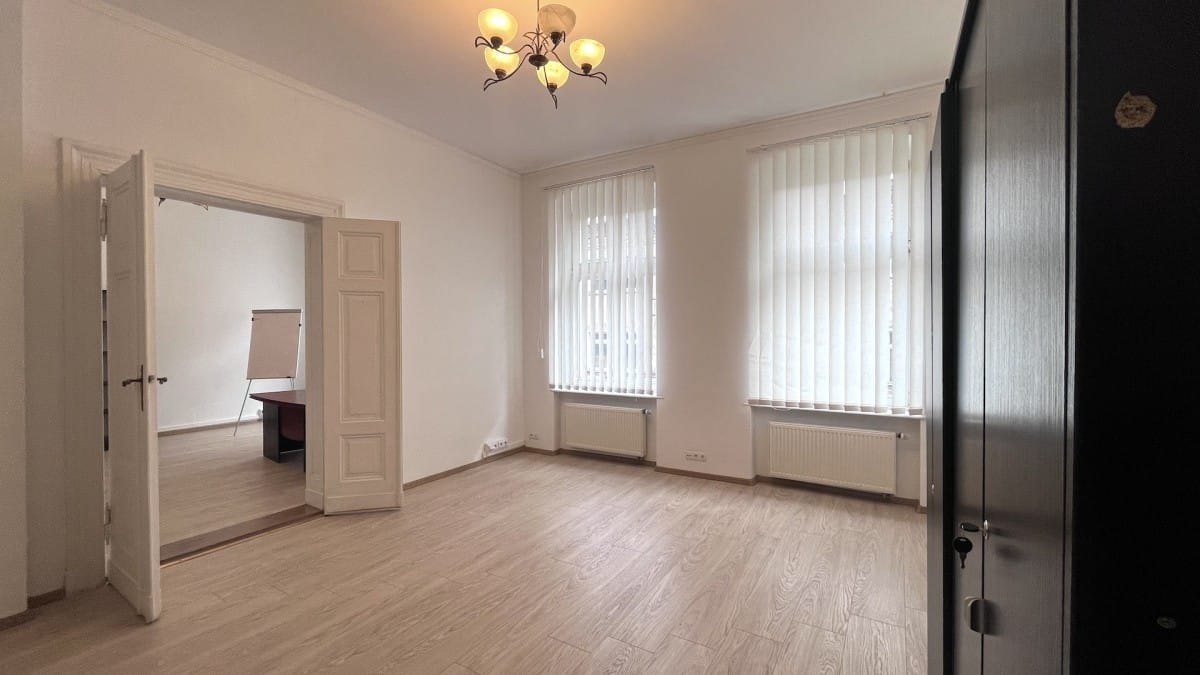 Lokal użytkowy  pokojowe na Wynajem