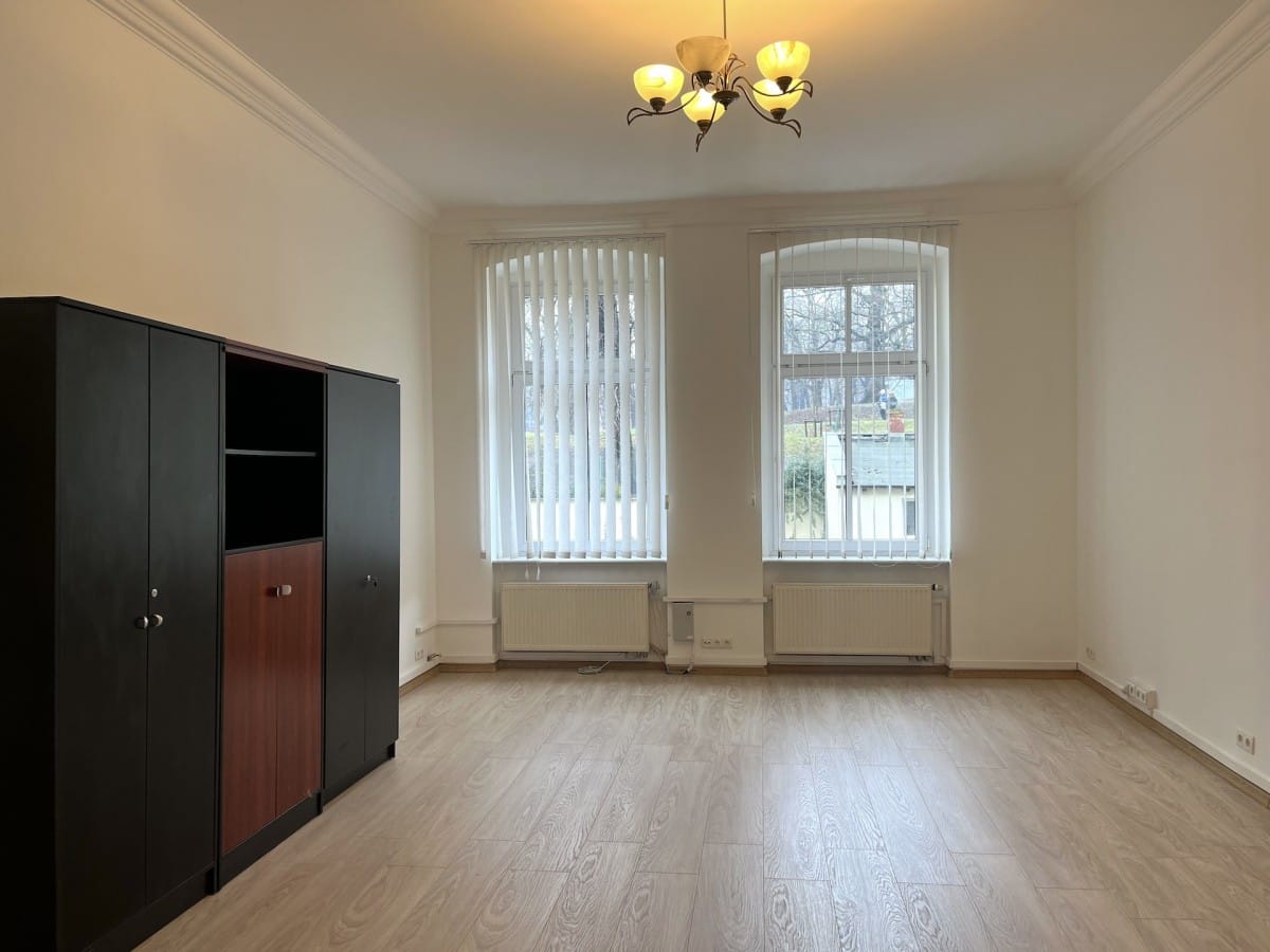 Lokal użytkowy  pokojowe na Wynajem