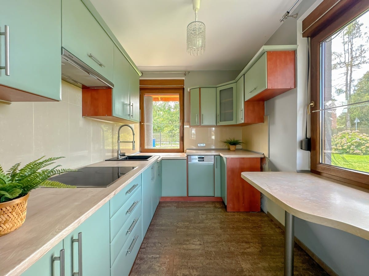 Dom 4 pokojowe na Sprzedaż