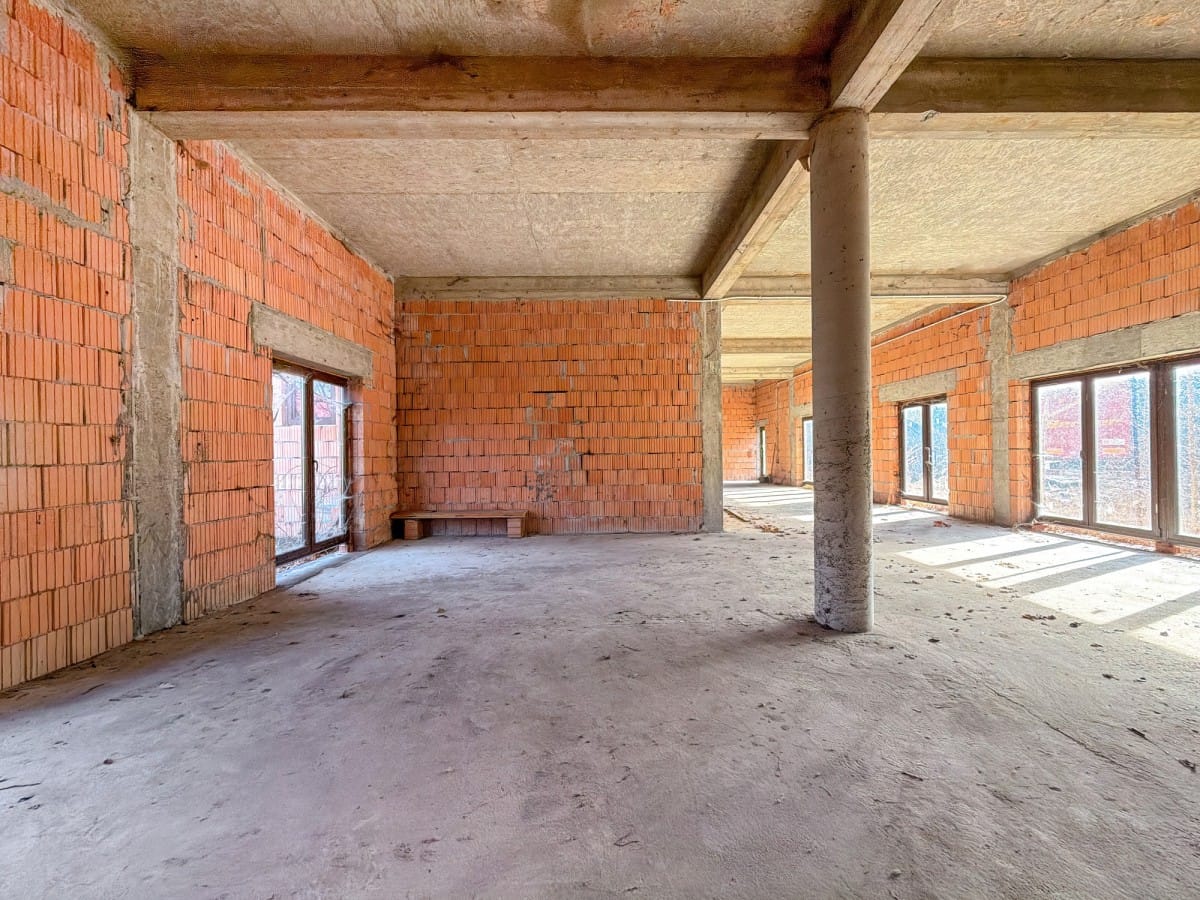 Lokal użytkowy  pokojowe na Sprzedaż