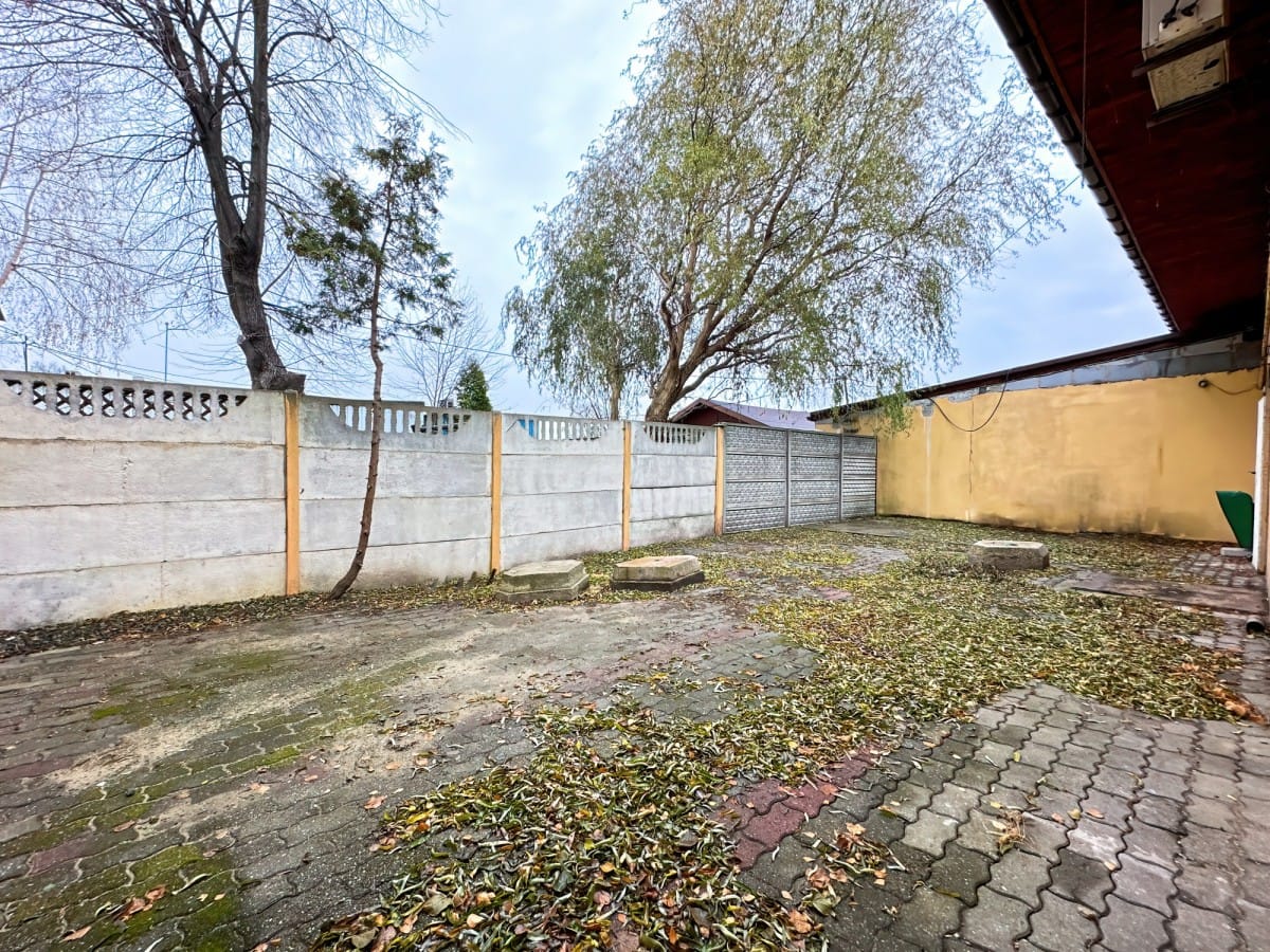 Lokal użytkowy  pokojowe na Sprzedaż