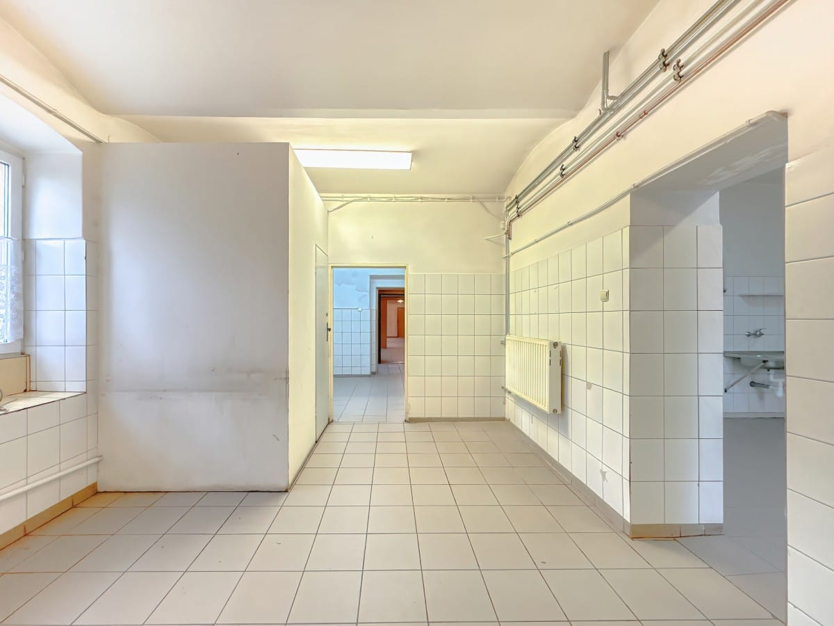 Lokal użytkowy  pokojowe na Sprzedaż