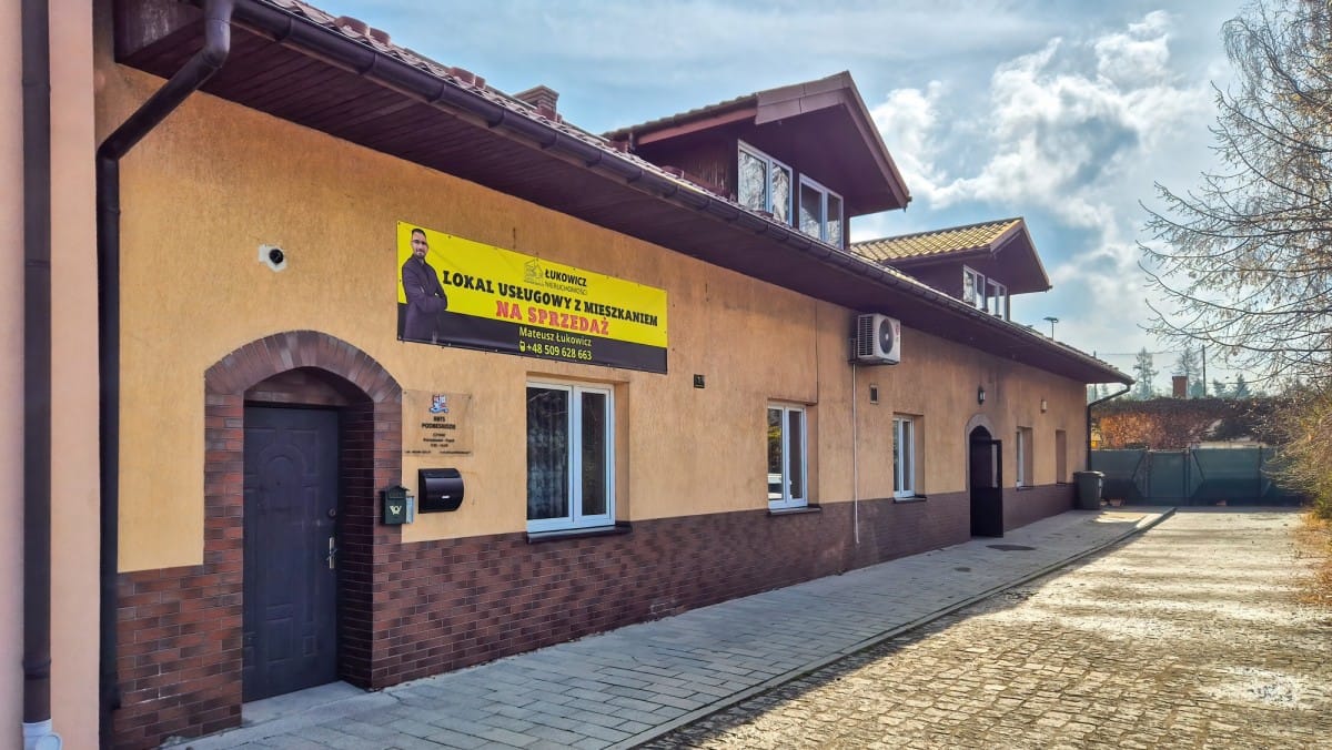 Lokal użytkowy  pokojowe na Sprzedaż