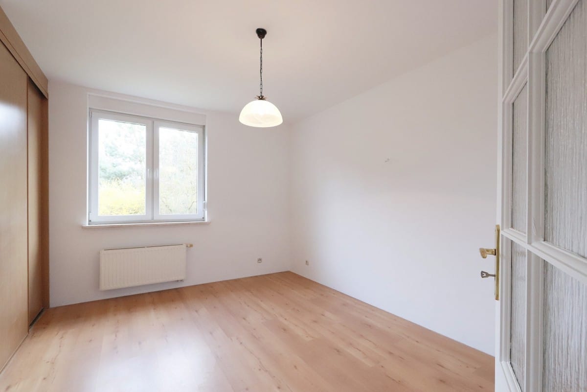 Dom 4 pokojowe na Sprzedaż