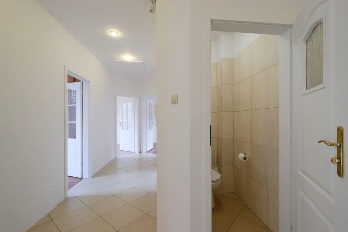 Dom 4 pokojowe na Sprzedaż