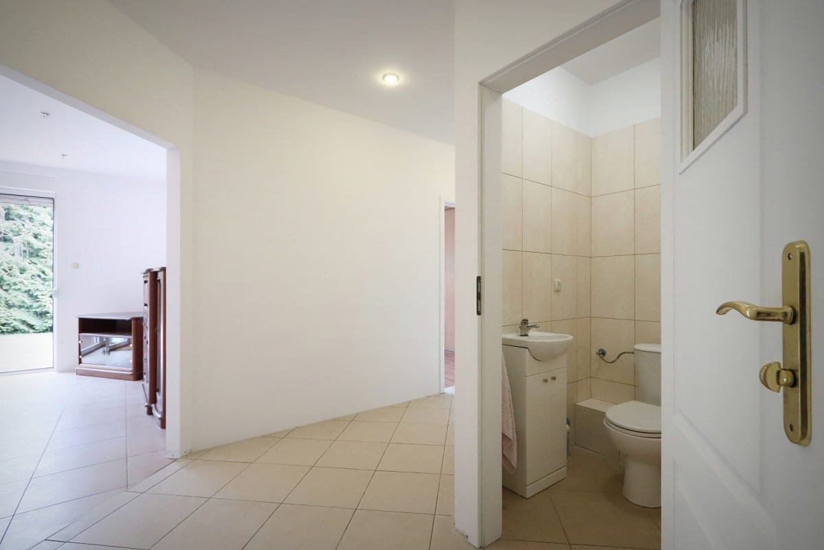 Dom 4 pokojowe na Sprzedaż