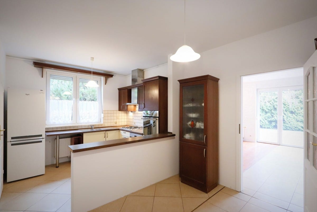 Dom 4 pokojowe na Sprzedaż