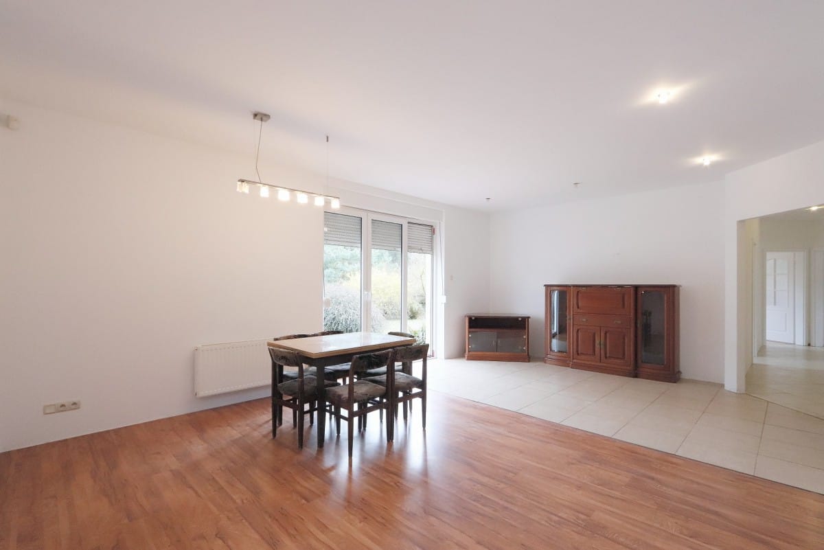 Dom 4 pokojowe na Sprzedaż