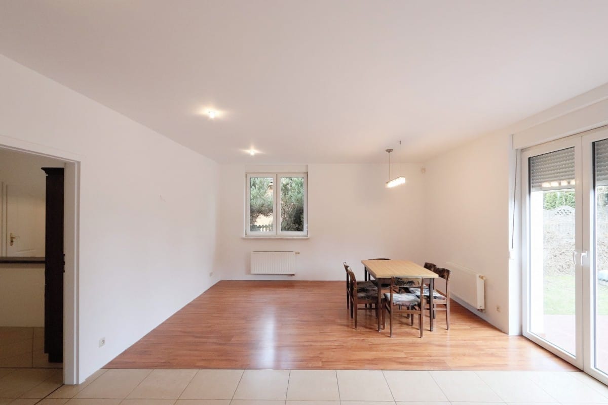 Dom 4 pokojowe na Sprzedaż