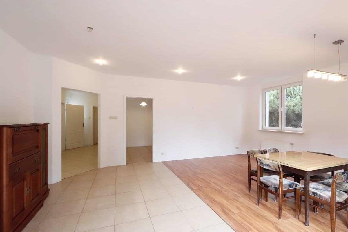 Dom 4 pokojowe na Sprzedaż