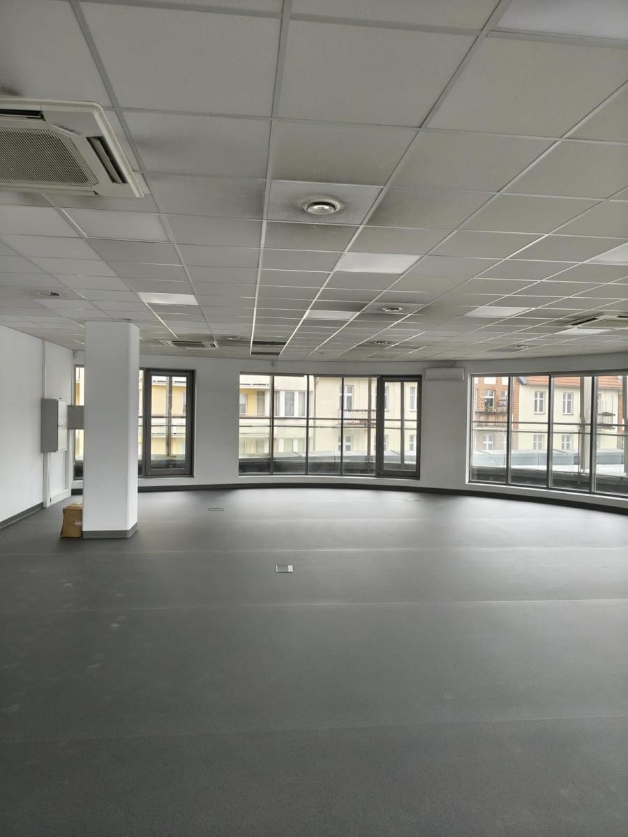 Lokal użytkowy  pokojowe na Wynajem