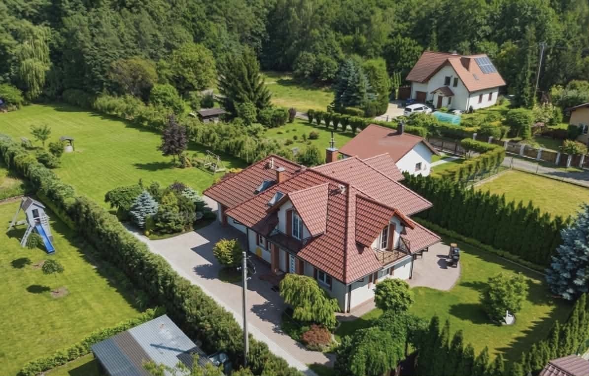Dom 6 pokojowe na Sprzedaż